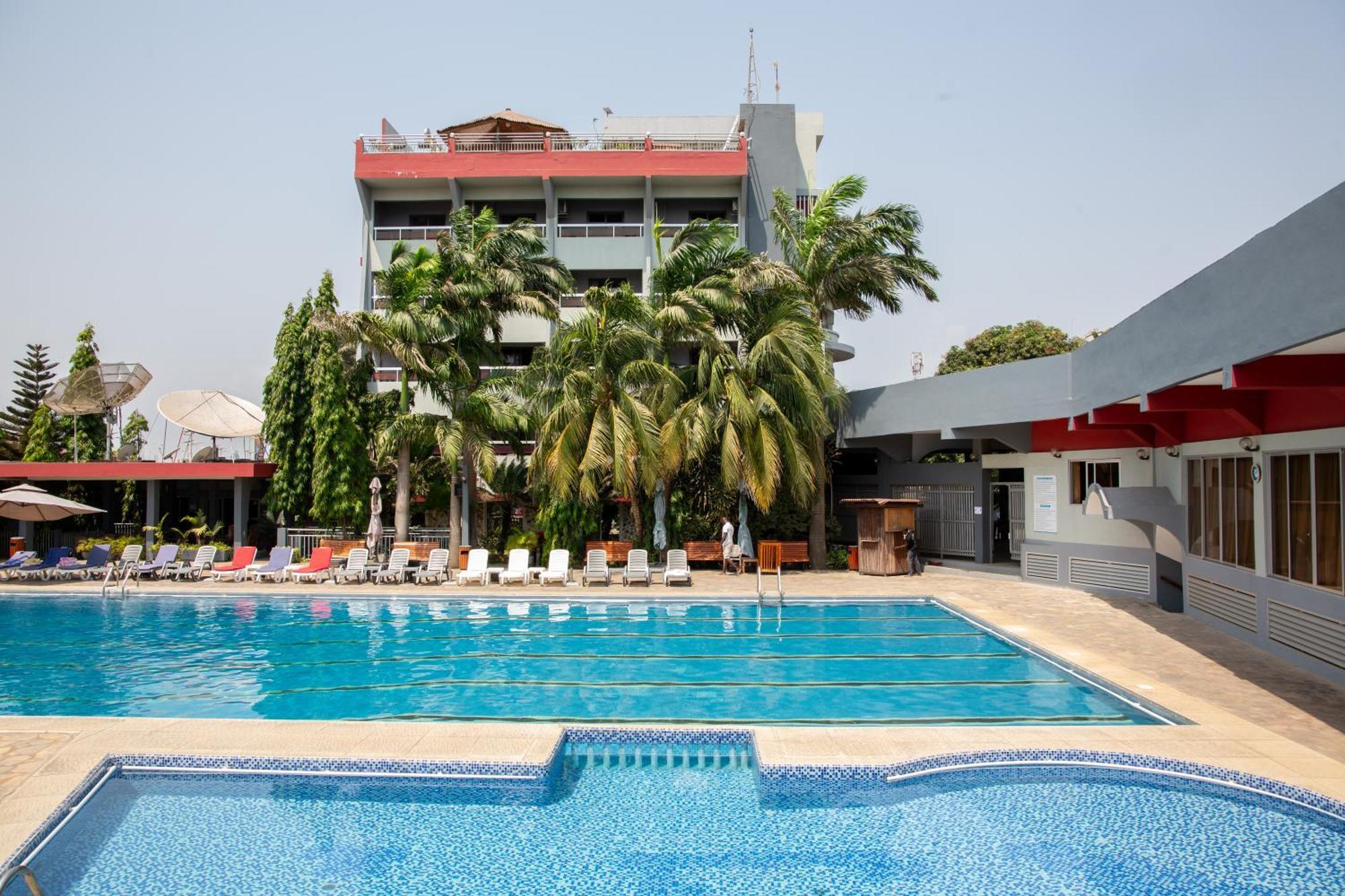 Hotel Du Lac Cotonou Exterior foto