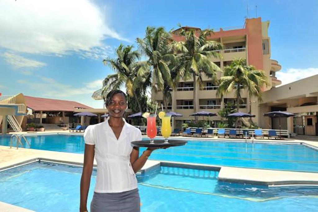 Hotel Du Lac Cotonou Exterior foto